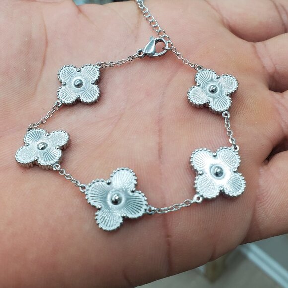 Silver bracelet - Picture 1 of 1